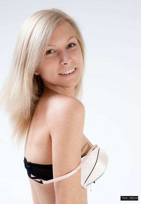 大きな黒いチンポ OnlyFans xxx 画像