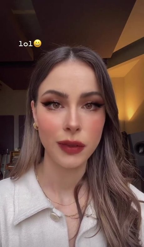 Lena Meyer Landrut ポルノモデル 写真