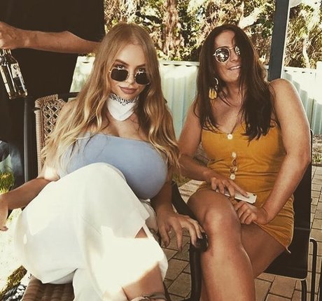 コスプレ プッシー OnlyFans 無料裸 画像