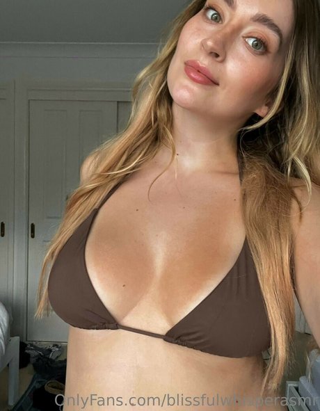 かわいい赤毛のOnlyFans セクシーヌード ギャラリー