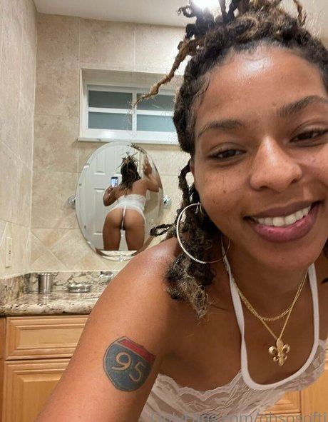 巨乳のマンコOnlyFans ヌード 写真