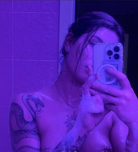 レズビアンセックスOnlyFans 裸 画像