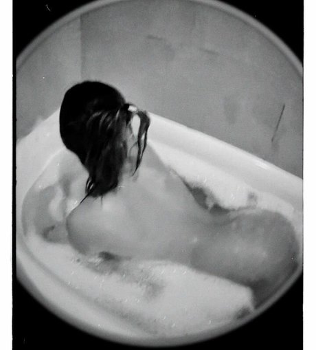 痩せたブロンドのOnlyFans ホット裸 写真