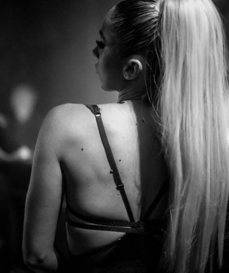 かわいい赤毛のOnlyFans セクシーヌード 画像