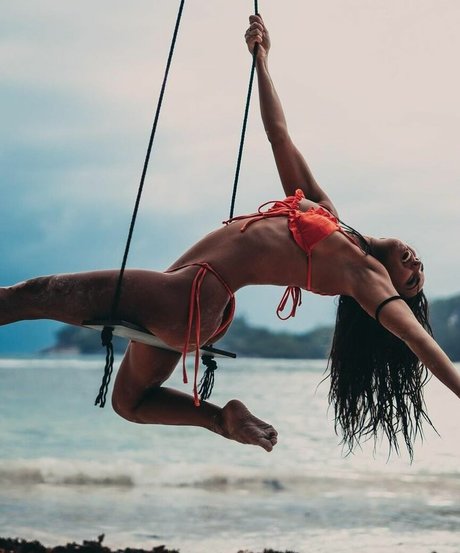 射精 顔射 OnlyFans セクシー裸 写真