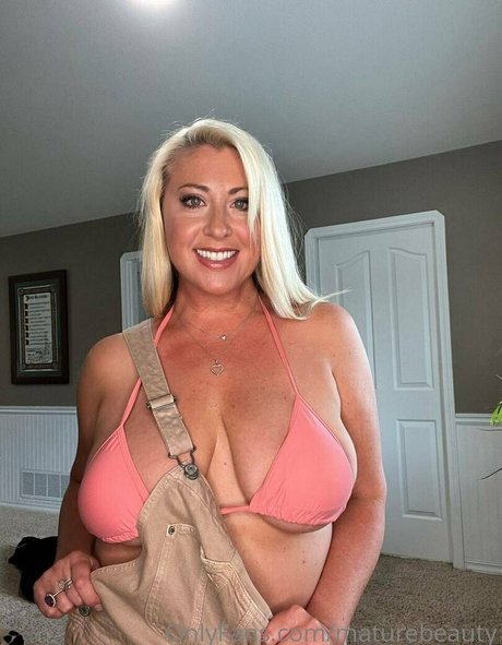 お金 OnlyFans 無料セックス 写真