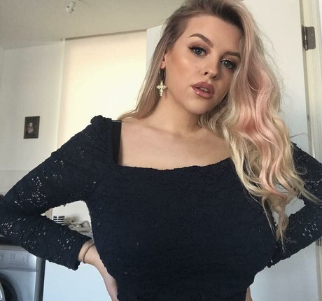 アマチュアOnlyFans ホット ギャラリー