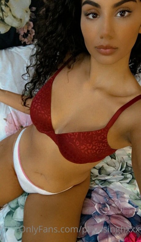 priyasinghxxx ポルノスター 裸 画像