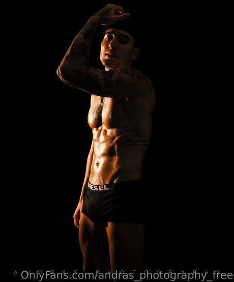 巨乳 射精 OnlyFans ヌード 写真