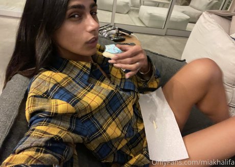 miakhalifa profile image