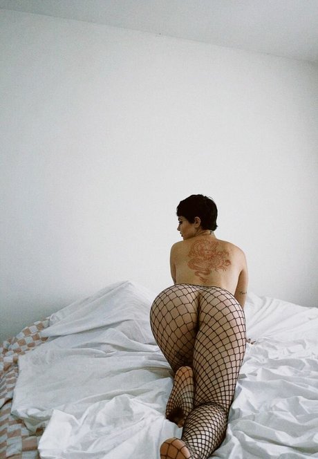 黒人ヌードOnlyFans ポルノ 画像