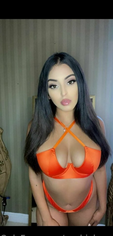 Sophialeonexo ポルノスター セクシー 画像