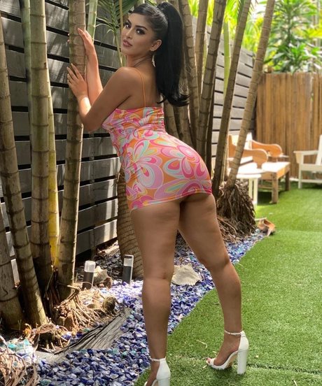 Sophialeonexo トップモデル 写真