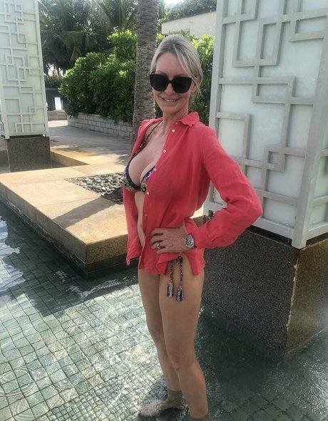 asmr ジンジャー OnlyFans トップ 写真