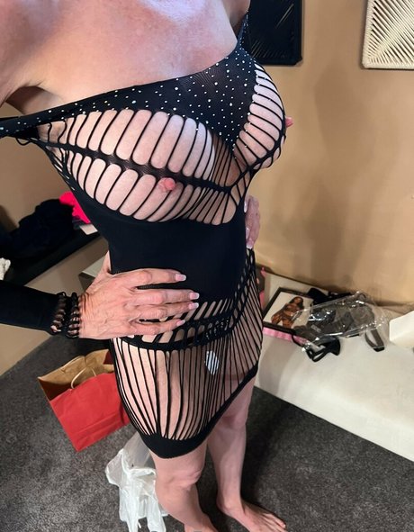 アジアンシャワー OnlyFans アートxxx 写真