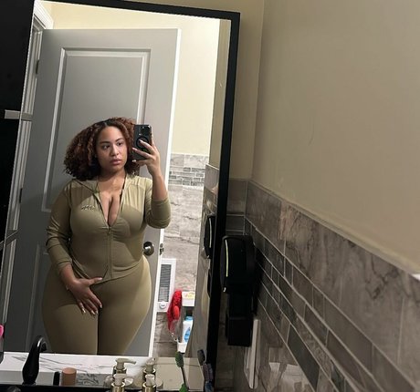 ニューハーフ POV OnlyFans セクシーxxx 写真