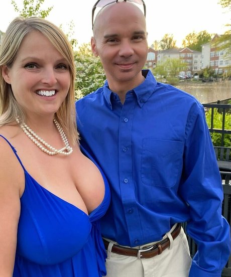 美しいベイビーOnlyFans アートxxx 画像