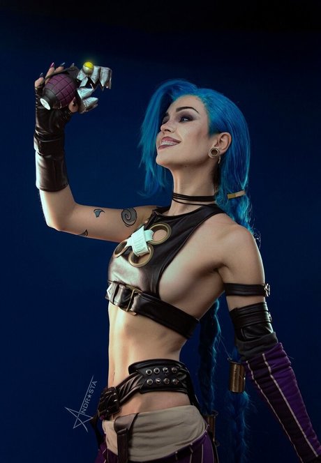 エボニートップオンリーファン 無料 アーカイブ