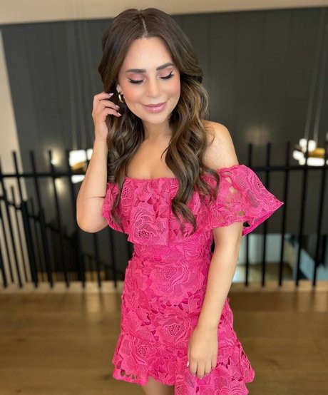 Rosanna Pansino ヌードモデル 画像