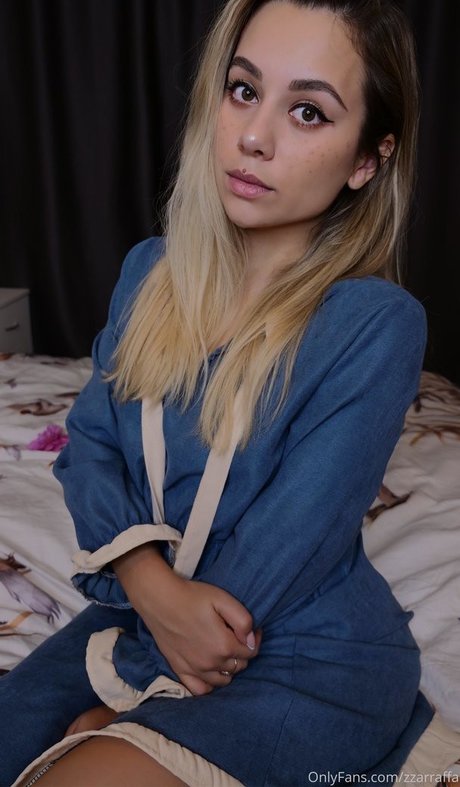 HoneyGirl ヌード女優 画像