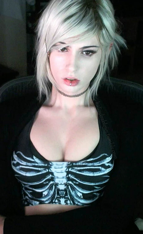 Kalindra Chan アダルトスター 写真