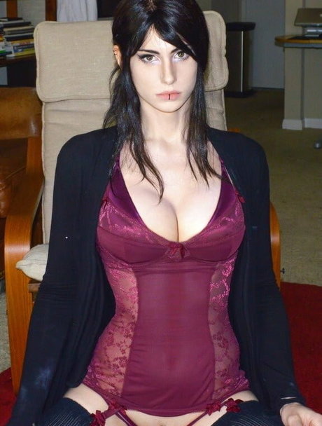 痩せたブルネットのOnlyFans 裸 画像