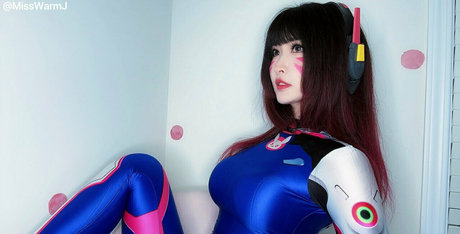 ゲイランジェリーOnlyFans 無料 写真