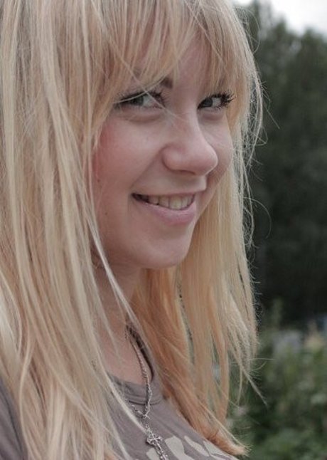 Polina Logunova セクシーなスター 写真