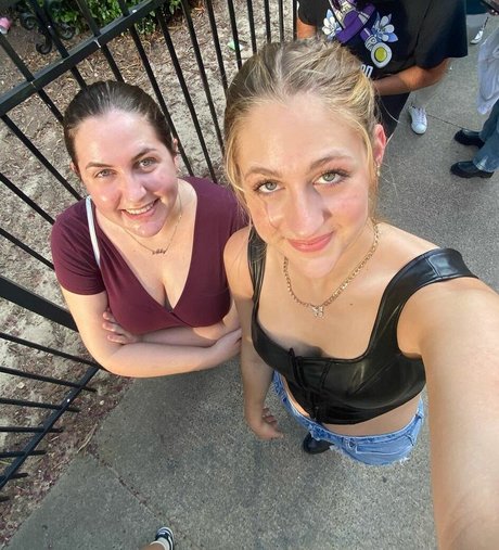 Rachel Wohlford ホットモデル 画像