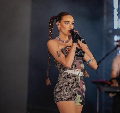 Olivia OBrien トップモデル ギャラリー