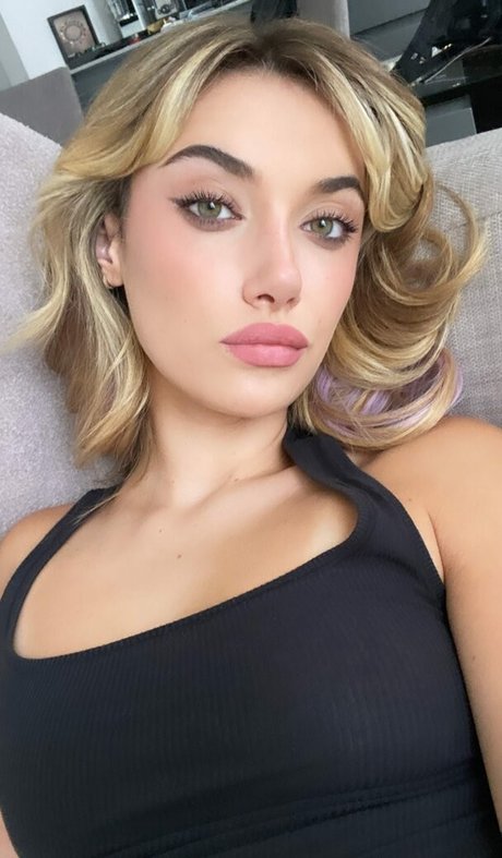 ボディビルダーカップルOnlyFans セックス 画像