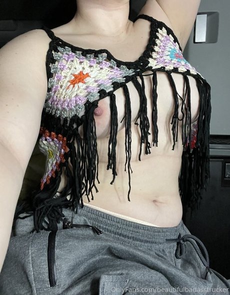 黒檀の白いチンポOnlyFans ポルノ 画像