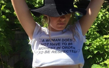 アジアンシャワー OnlyFans 可愛い 画像