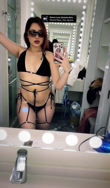 フェムボーイアジアンOnlyFans ホット裸 ギャラリー