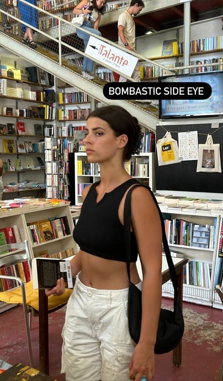 アナルパウグオンリーファンズ ポルノ 画像