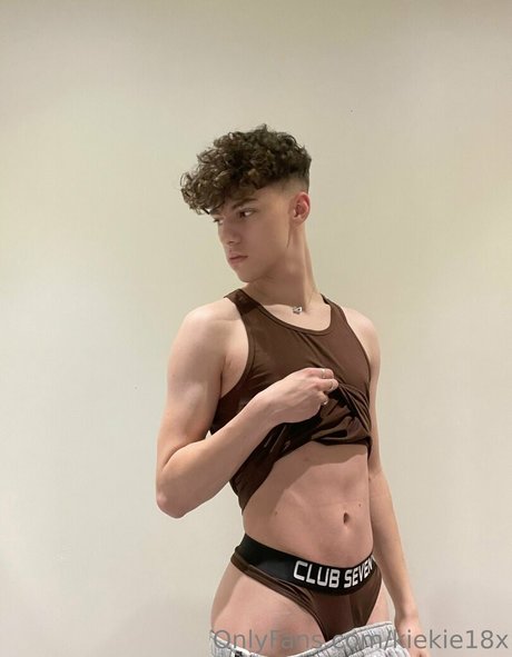 セクシーな足 OnlyFans アートヌード 写真