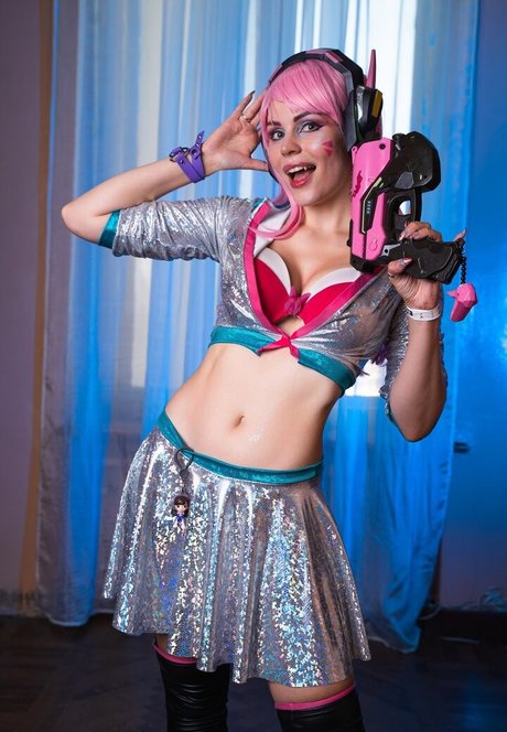 Anya Ichios top profile image