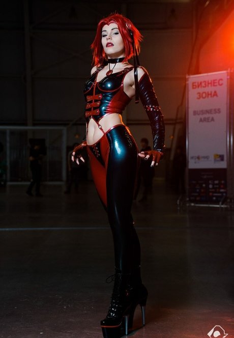 アナルパウグオンリーファンズ 無料 写真