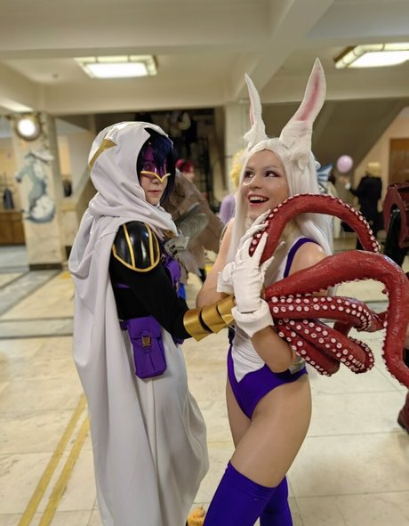 Anya Ichios ヌードモデル ギャラリー