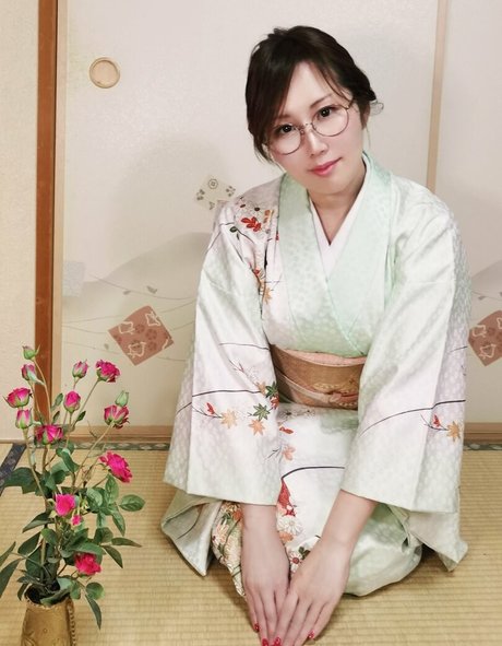 moremore1108 ポルノスター xxx アーカイブ