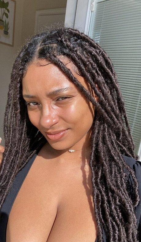 planterriah ポルノスター ホット 写真