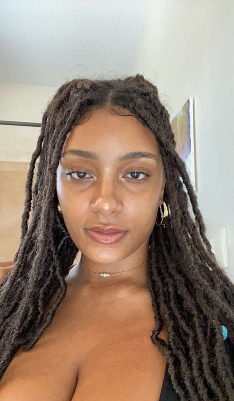 planterriah ポルノ女優 写真