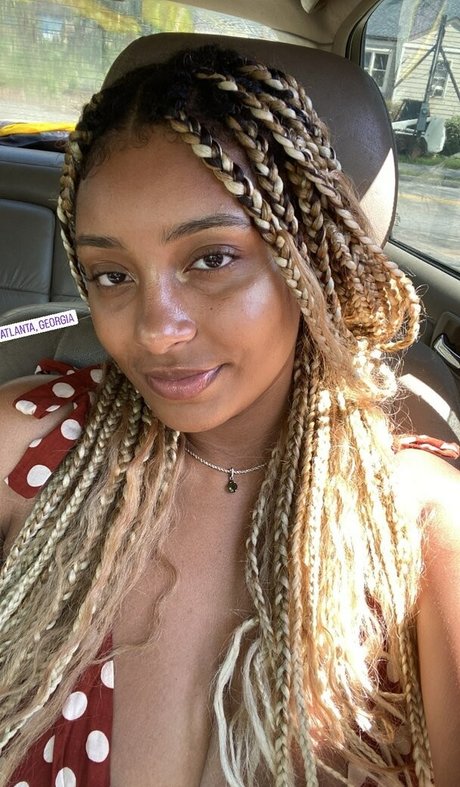 本物のティーンオンリーファン エロチック 写真