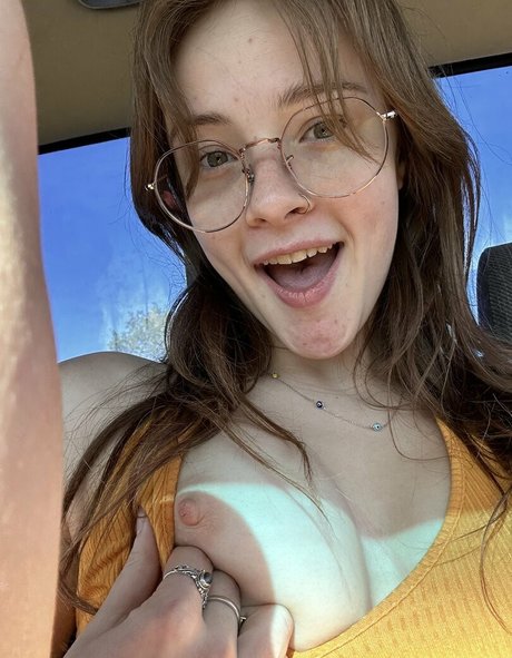 完璧なボディ OnlyFans 美しいヌード 画像