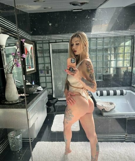 kayleefree 美しいポルノスター ギャラリー