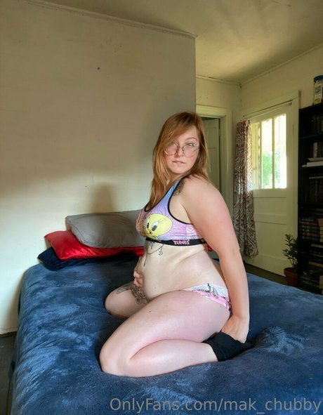 アナルパウグオンリーファンズ ポルノグラフィック 画像