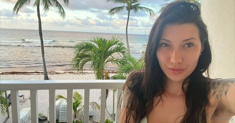 floraivyfree 最高の女優 画像