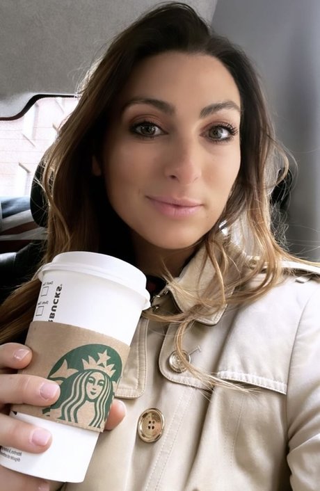 Luisa Zissman 無料モデル 写真