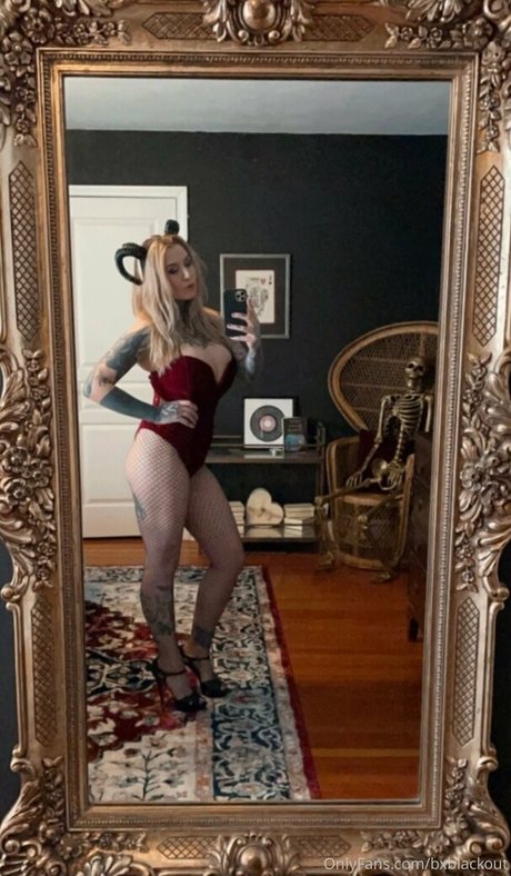 bxblackout ヌードスター 画像