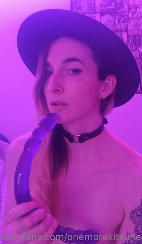 lilykitsune アダルトスター 写真